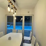 וילה Kristal