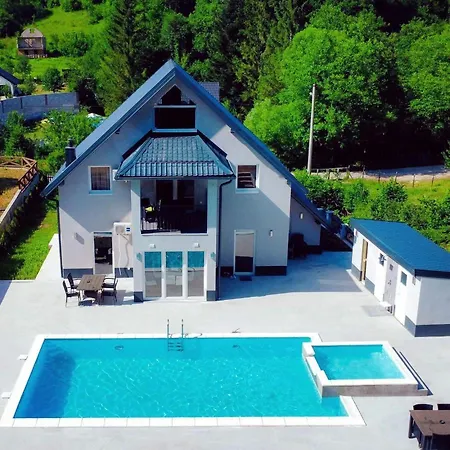 Villa Kristal